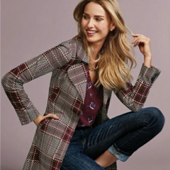 Cabi burgundy bouquet blouse size XS - Picture 3 of 10